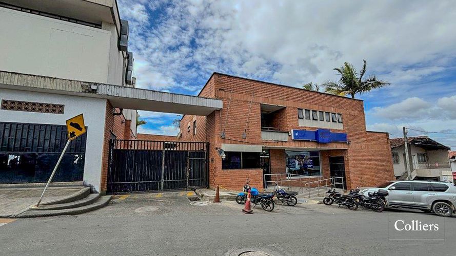 Oficina en arriendo en Belchite, Rionegro, 1371 m² · foto 7 de 20