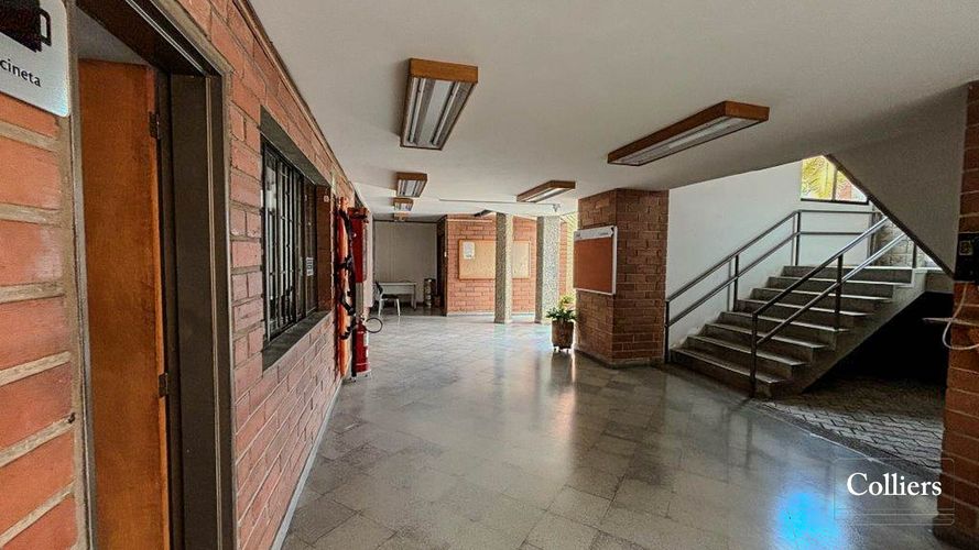 Oficina en arriendo en Belchite, Rionegro, 1371 m² · foto 8 de 20