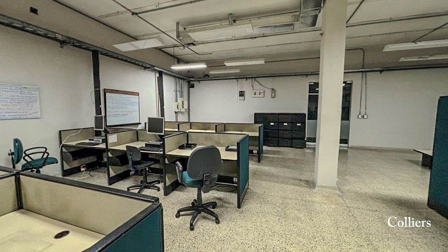 Oficina en arriendo en Belchite, Rionegro, 1371 m² · foto 10 de 20
