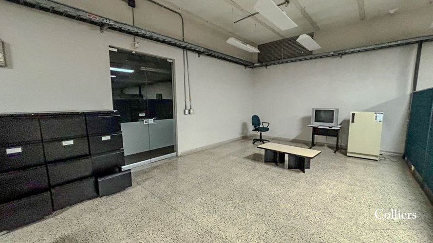 Oficina en arriendo en Belchite, Rionegro, 1371 m² · foto 16 de 20