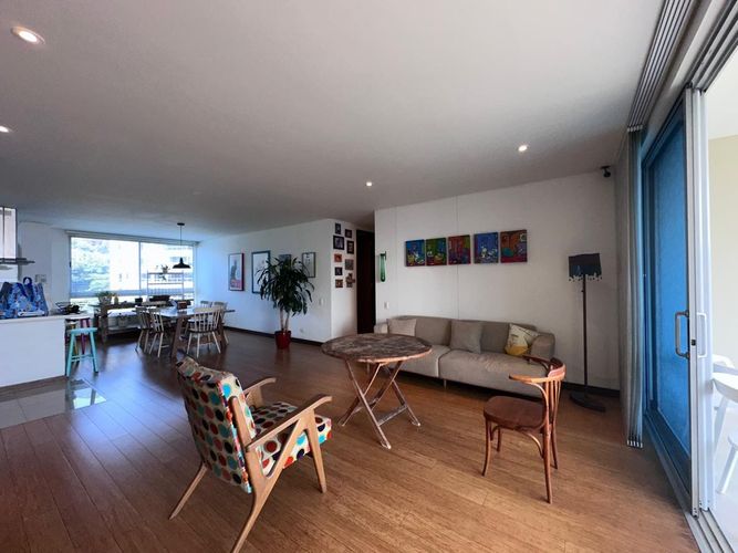 Apartamento de 3 alcobas en venta en El Poblado, Medellín, 199 m² · foto 5 de 18