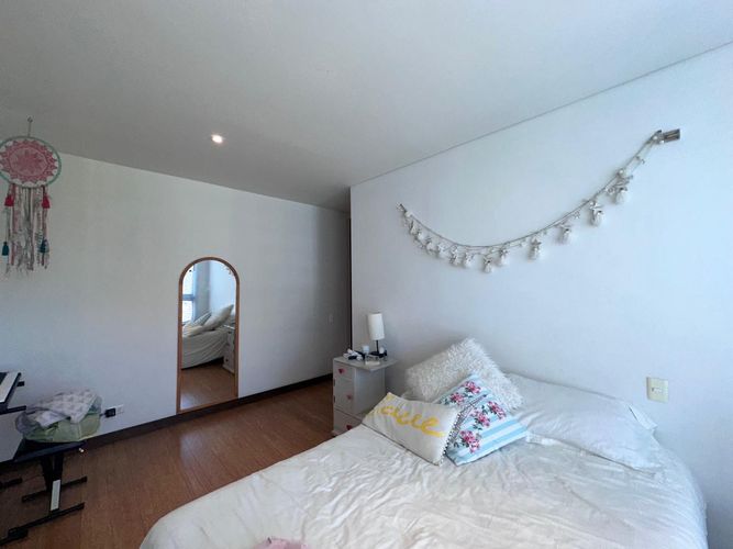Apartamento de 3 alcobas en venta en El Poblado, Medellín, 199 m² · foto 8 de 18
