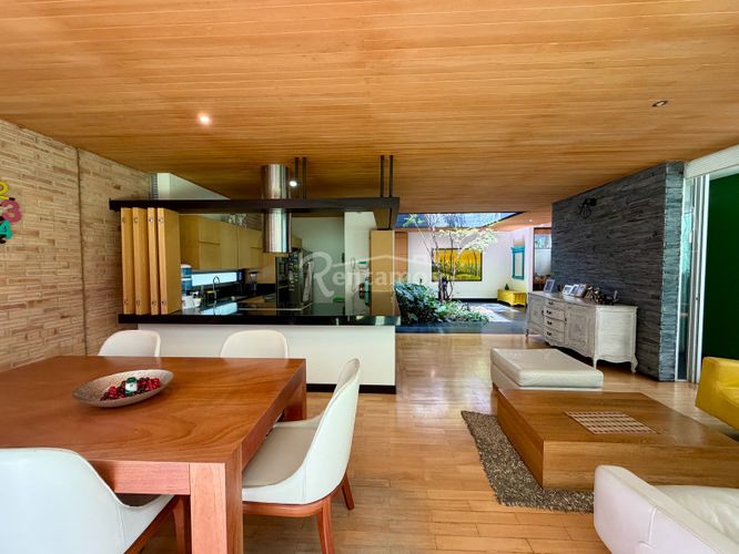 Casa de 4 alcobas en venta en Zuñiga, Envigado, 345 m² · foto 9 de 23