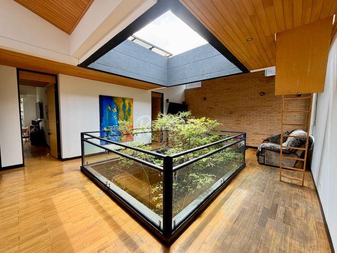 Casa de 4 alcobas en venta en Zuñiga, Envigado, 345 m² · foto 10 de 23
