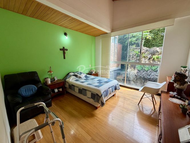 Casa de 4 alcobas en venta en Zuñiga, Envigado, 345 m² · foto 14 de 23