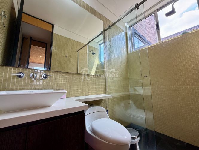Casa de 4 alcobas en venta en Zuñiga, Envigado, 345 m² · foto 16 de 23