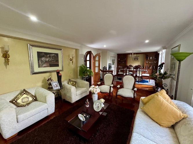 Casa de 3 alcobas en venta en Belmira, Bogotá, 170 m² · foto 2 de 20