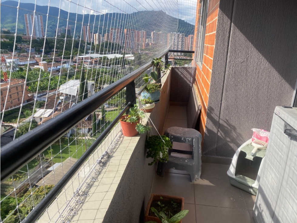 Apartamento en venta en Caqueta, La Estrella · foto 4 de 9