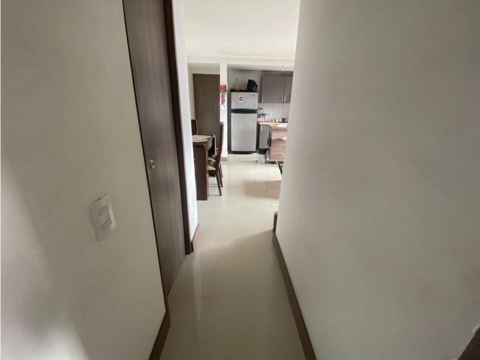 Apartamento en venta en Caqueta, La Estrella · foto 5 de 9