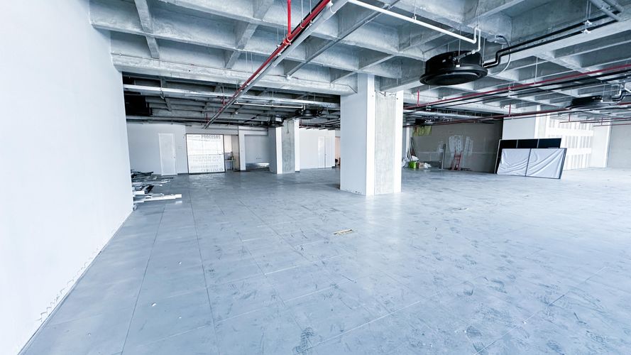 Oficina en arriendo en Las Vegas, Envigado, 1274 m² · foto 3 de 10