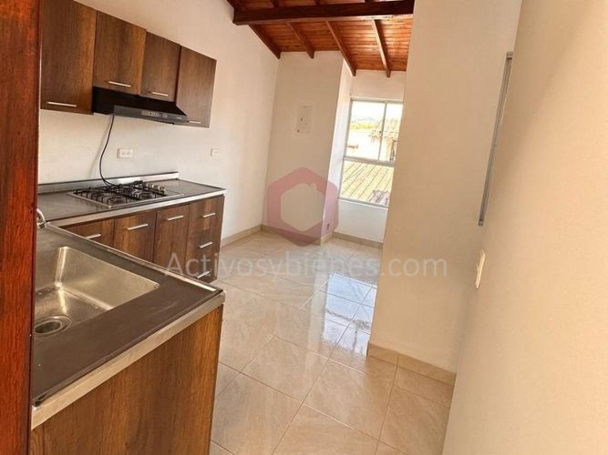 Casa de 2 alcobas en venta en La Ceja, 61 m² · foto 3 de 13