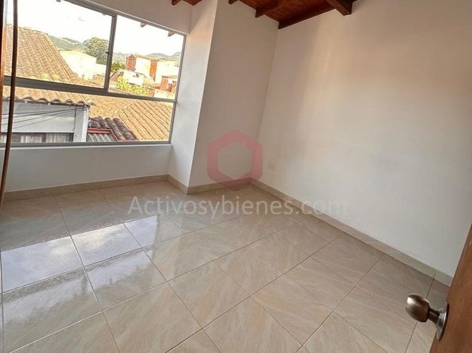 Casa de 2 alcobas en venta en La Ceja, 61 m² · foto 4 de 13