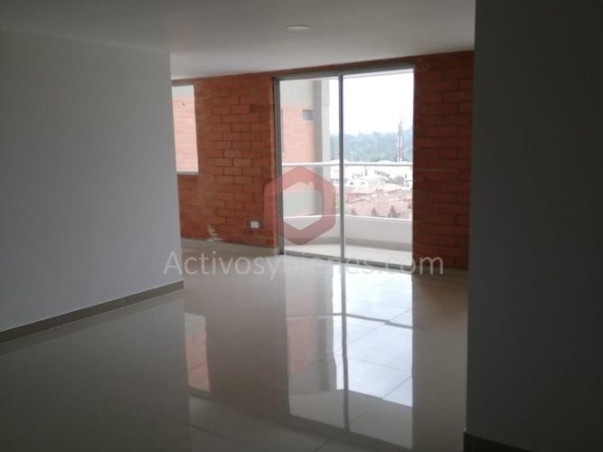Apartamento de 3 alcobas en venta en San Antonio De Pereira, Rionegro, 81 m² · foto 4 de 16