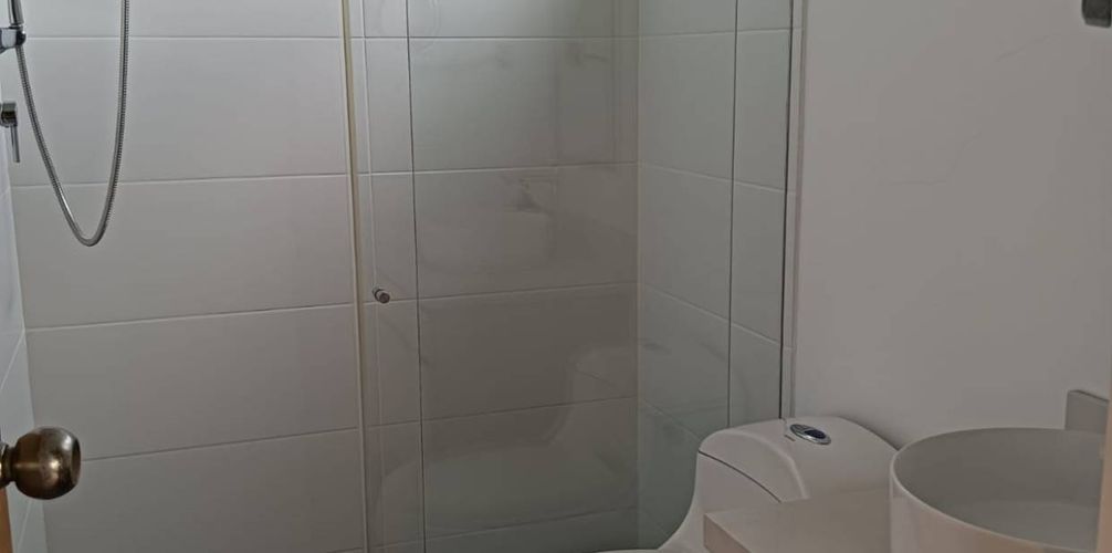 Apartamento de 4 alcobas en arriendo en Altos Del Poblado, Medellín, 134 m² · foto 15 de 24
