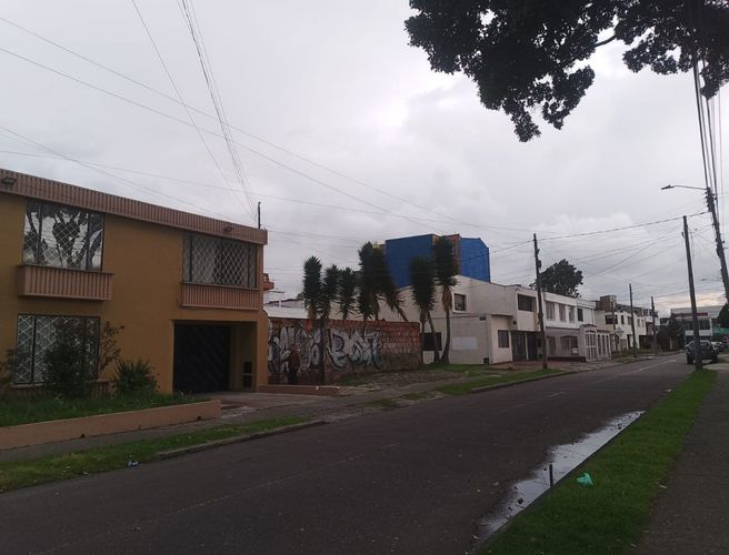 Apartaestudio en venta en Normandia, Bogotá, 53 m² · foto 2 de 24