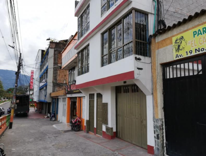 Edificio en venta en El Carmen, Ibagué, 349 m² · foto 2 de 19