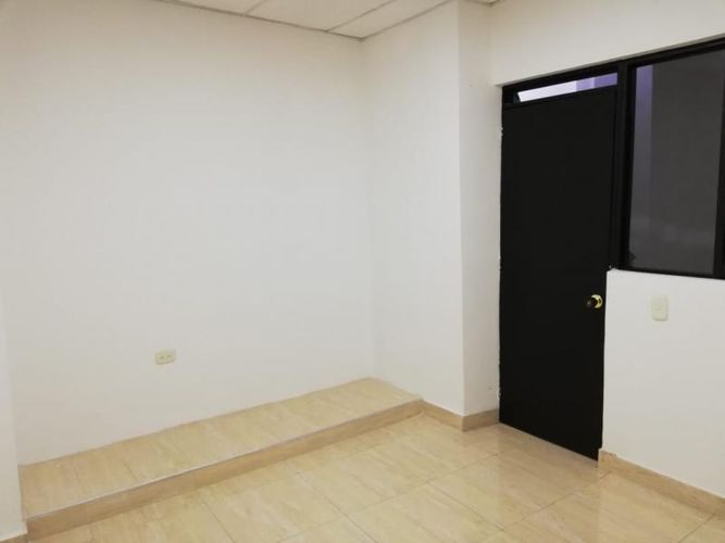 Edificio en venta en El Carmen, Ibagué, 349 m² · foto 8 de 19
