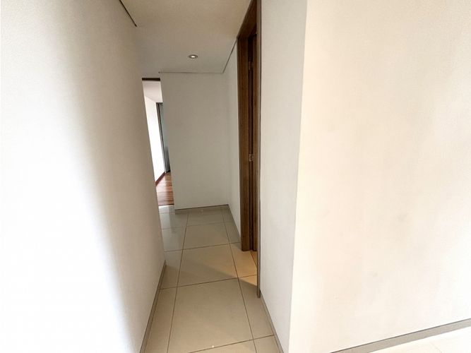 Apartamento de 3 alcobas en arriendo en El Poblado, Medellín, 136 m² · foto 11 de 24