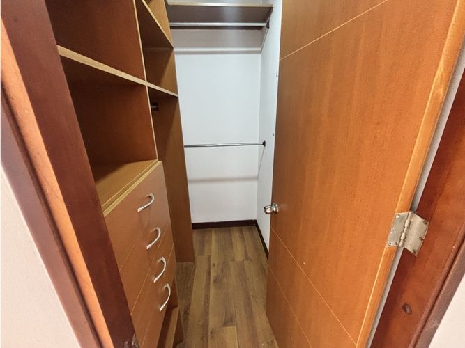 Apartamento de 3 alcobas en arriendo en El Poblado, Medellín, 136 m² · foto 15 de 24