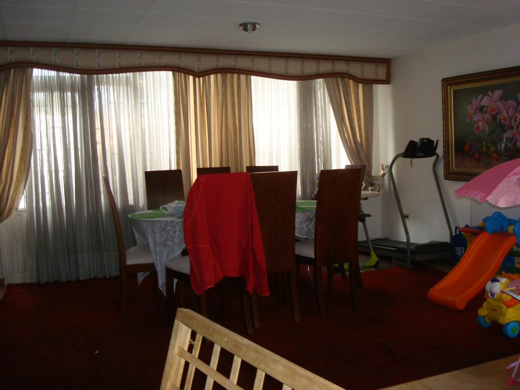 Casa en venta en Pasadena, Bogotá · foto 8 de 20