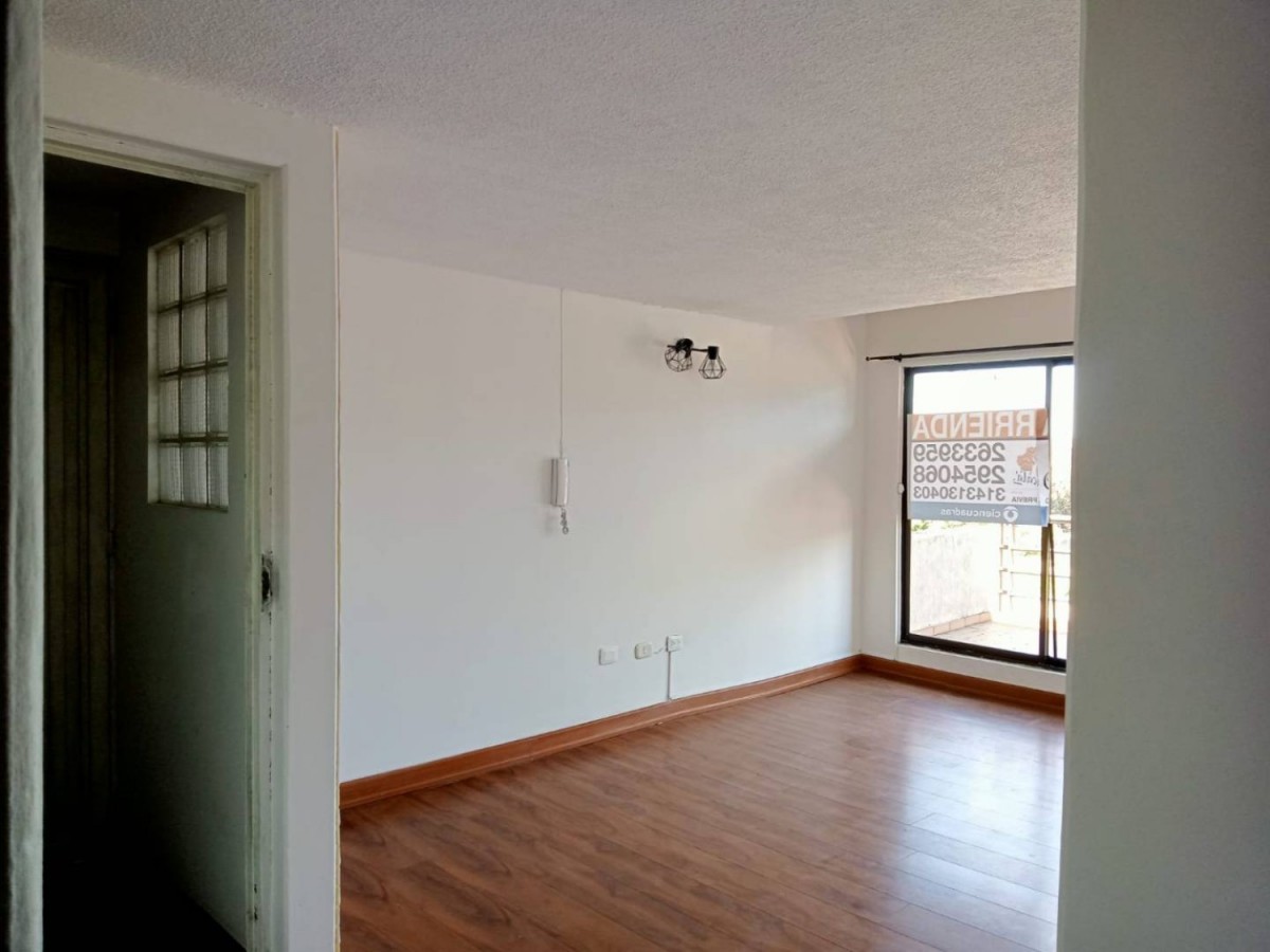 Apartamento en venta en Quinta Paredes, Bogotá · foto 5 de 24