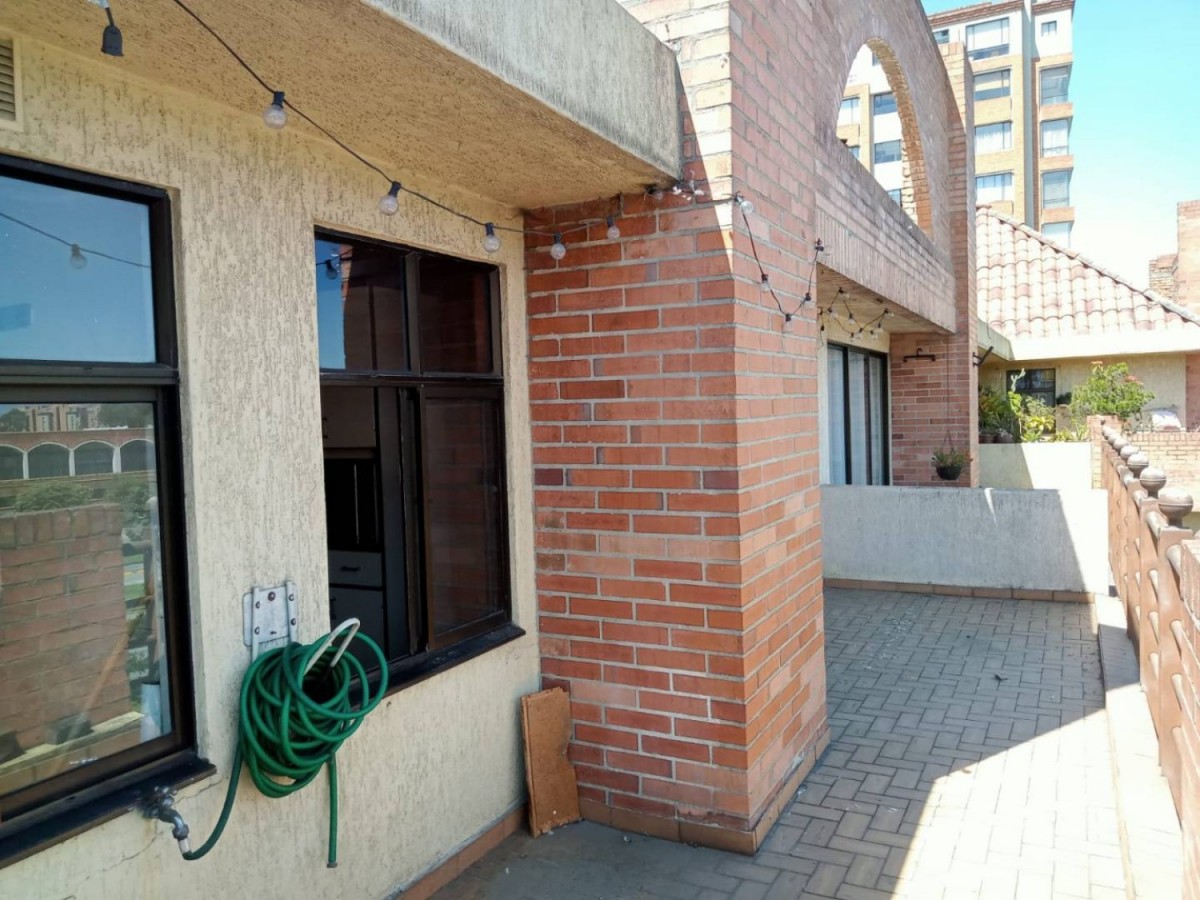 Apartamento en venta en Quinta Paredes, Bogotá · foto 9 de 24