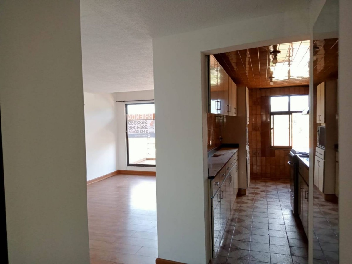 Apartamento en venta en Quinta Paredes, Bogotá · foto 11 de 24