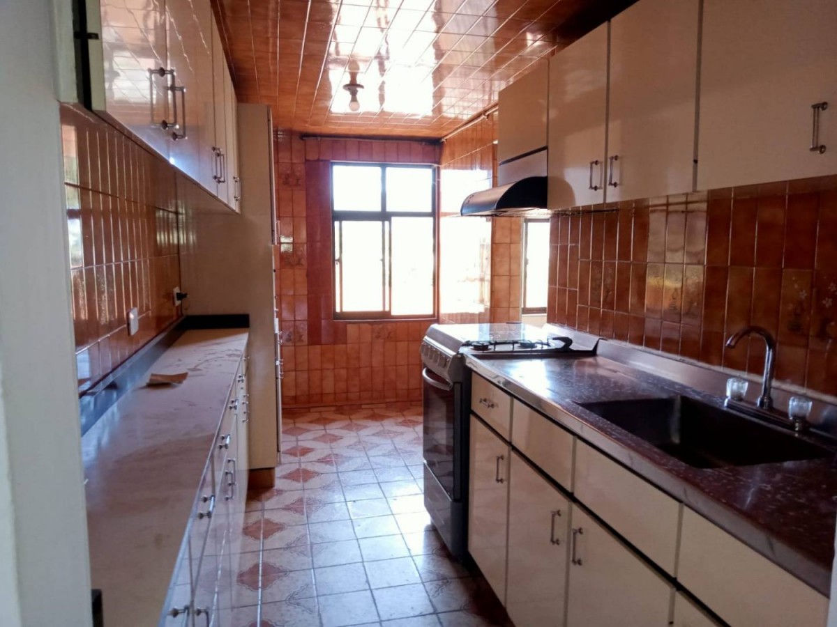 Apartamento en venta en Quinta Paredes, Bogotá · foto 13 de 24
