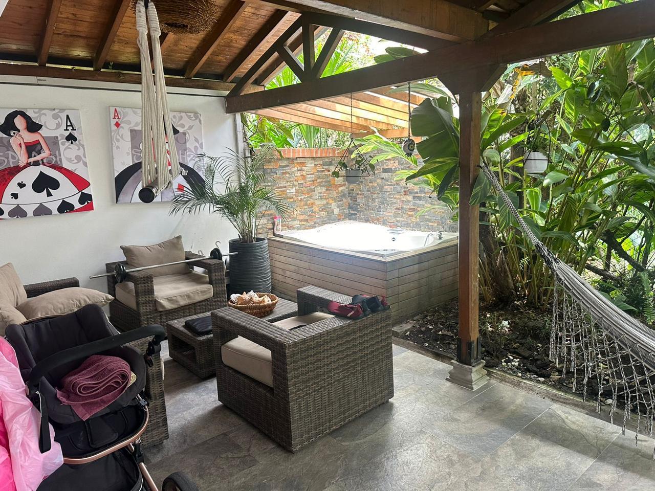 Casa en venta en El Poblado, Medellín 2