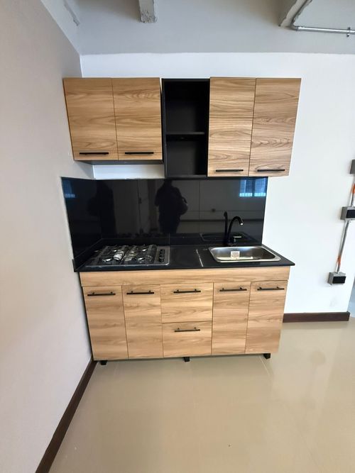 Bodega en arriendo en Perpetuo Socorro, Medellín, 59 m² · foto 2 de 4