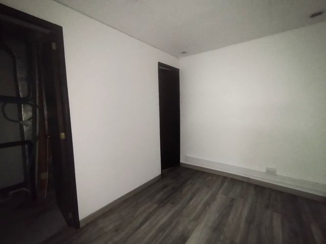 Oficina en arriendo en El Poblado, Medellín, 180 m² · foto 4 de 13
