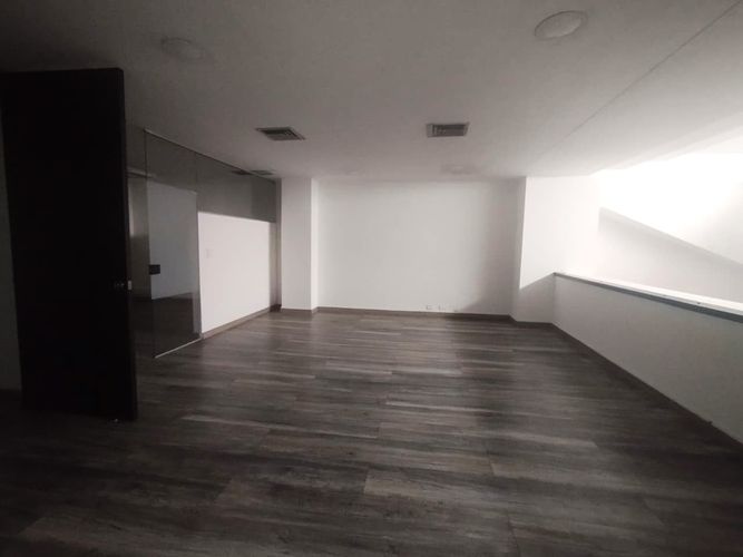 Oficina en arriendo en El Poblado, Medellín, 180 m² · foto 5 de 13