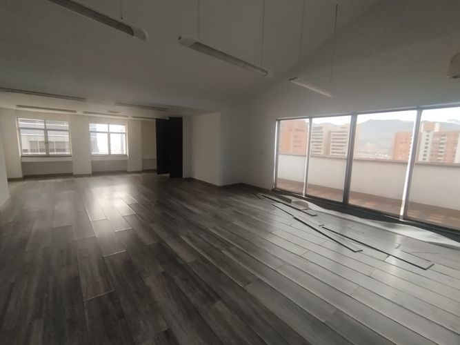 Oficina en arriendo en El Poblado, Medellín, 180 m² · foto 8 de 13