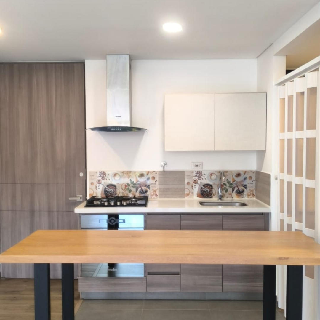 1BR Apartment in El Retiro (74 m²)