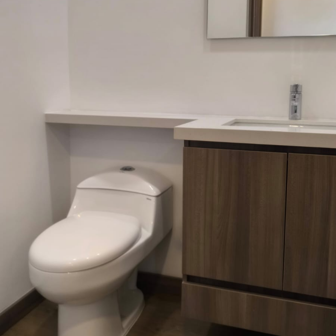 1BR Apartment in El Retiro (74 m²) - 4