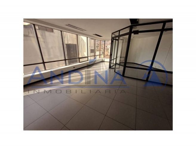 Oficina en arriendo en La Candelaria, Medellín, 140 m² · foto 17 de 17