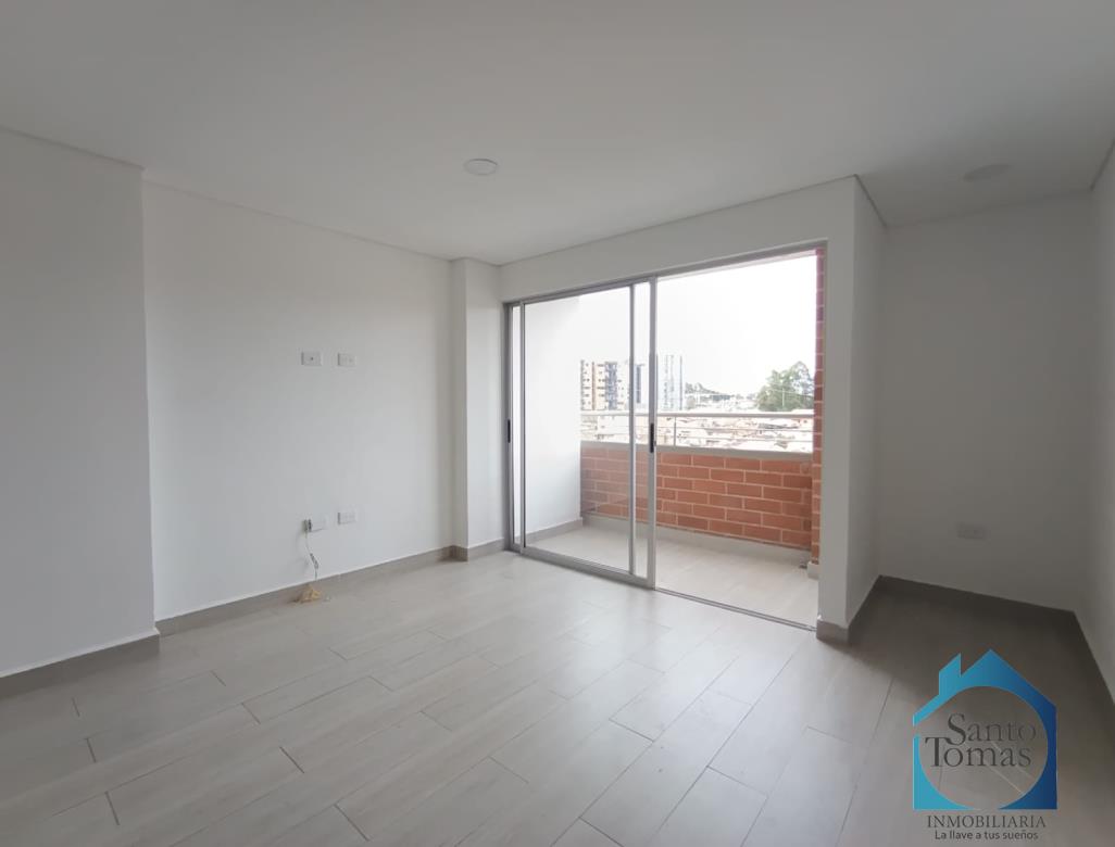 2BR Apartment in Alto del medio (65 m²) for Sale - 3