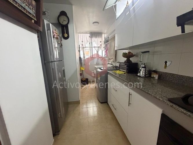 Apartamento de 3 alcobas en arriendo en El Diamante No. 2, Medellín, 96 m² · foto 10 de 24