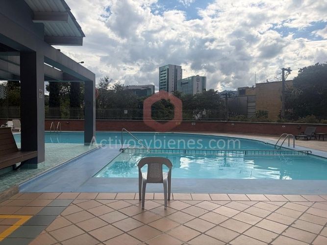 Apartamento de 3 alcobas en arriendo en El Diamante No. 2, Medellín, 96 m² · foto 19 de 24
