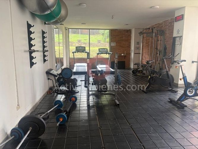 Apartamento de 3 alcobas en arriendo en El Diamante No. 2, Medellín, 96 m² · foto 21 de 24