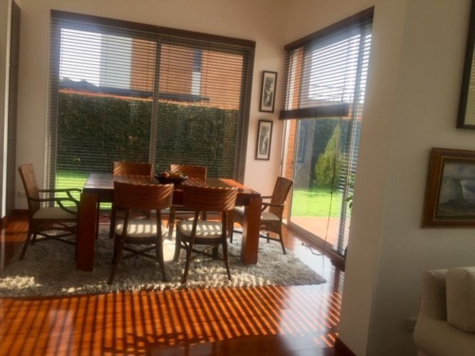Casa de 4 alcobas en venta en Guaymaral, Bogotá, 350 m² · foto 5 de 17