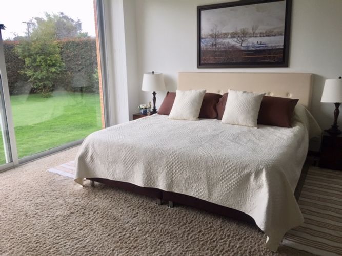 Casa de 4 alcobas en venta en Guaymaral, Bogotá, 350 m² · foto 9 de 17