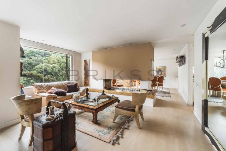 Apartamento de 2 alcobas en venta en Chico Norte, Bogotá, 210 m² · foto 3 de 14