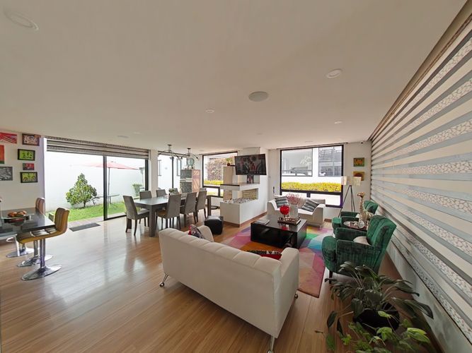 Casa de 3 alcobas en venta en Pueblo Viejo, Cota, 286 m² · foto 4 de 24