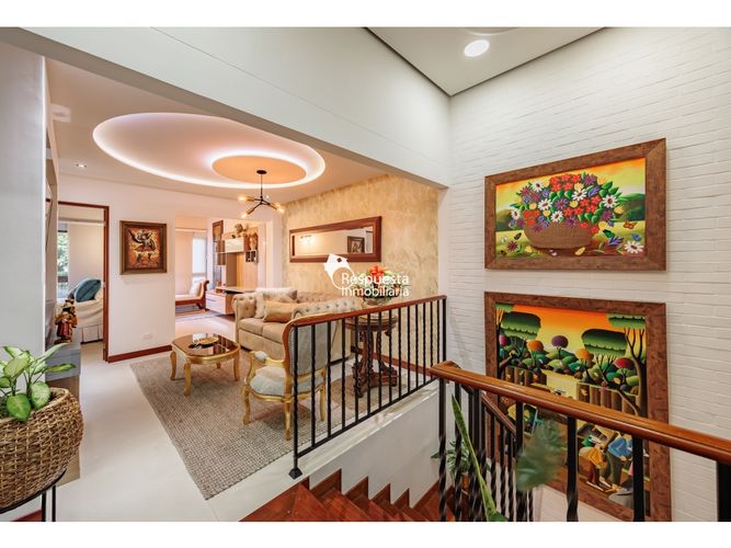 Casa de 3 alcobas en venta en Cumbres, Envigado, 300 m² · foto 21 de 24