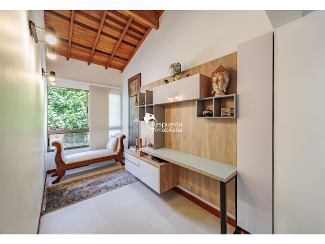 Casa de 3 alcobas en venta en Cumbres, Envigado, 300 m² · foto 24 de 24