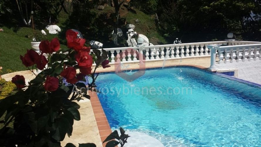 Finca en venta en Simon Bolivar Sb (Centro), Copacabana, 3000 m² · foto 9 de 24