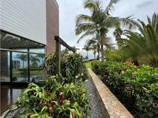 Casa de 4 alcobas en venta en Vía Las Palmas, Medellín, 687 m² · foto 8 de 24