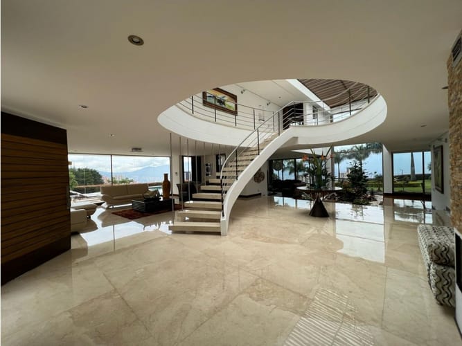 Casa de 4 alcobas en venta en Vía Las Palmas, Medellín, 687 m² · foto 19 de 24