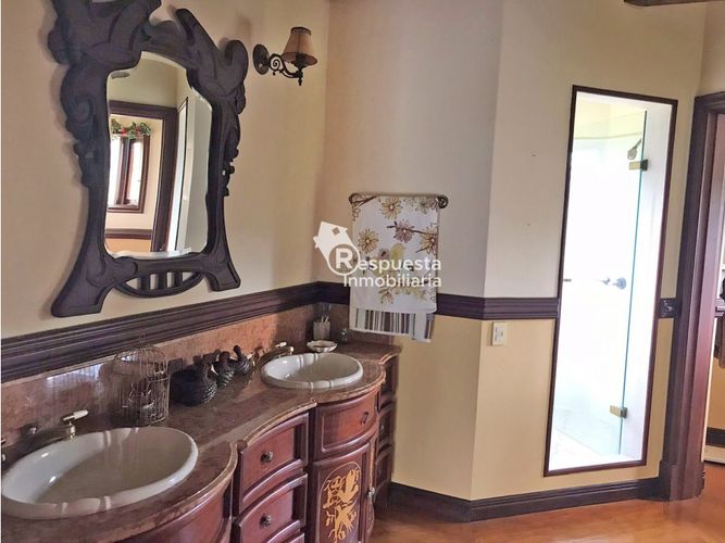 Casa de 5 alcobas en venta en El Poblado, El Retiro, 650 m² · foto 5 de 24